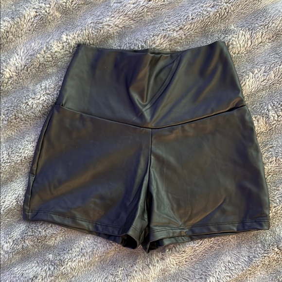 Black Faux Leather Women's Shorts - Picture 5 of 7